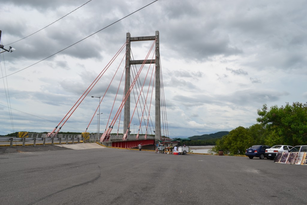 Foto: PUENTE LA AMISTAD - Nicoya (Guanacaste), Costa Rica