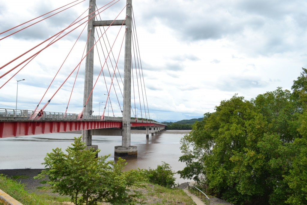 Foto: PUENTE LA AMISTAD - Nicoya (Guanacaste), Costa Rica