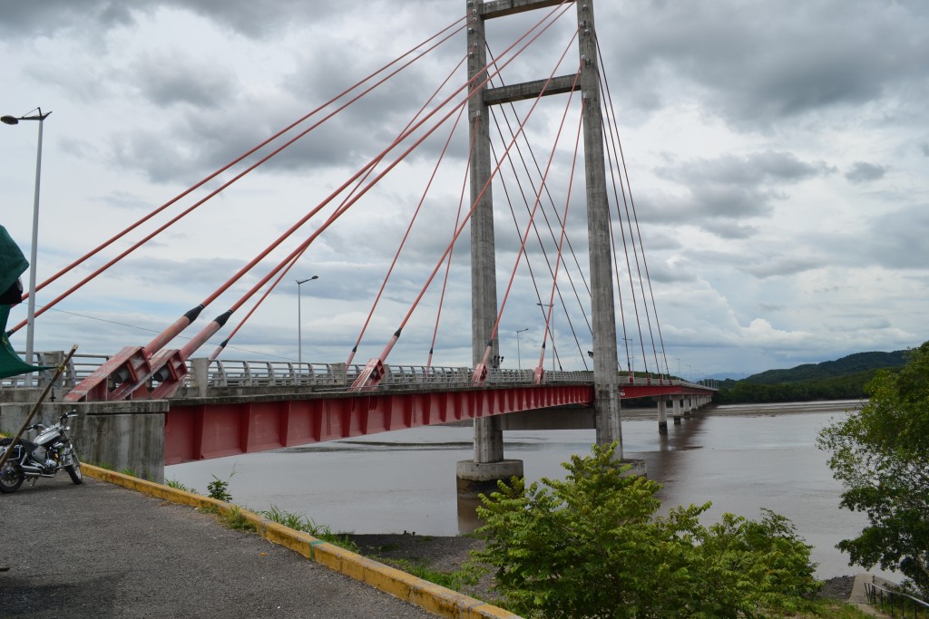 Foto: PUENTE LA AMISTAD - Nicoya (Guanacaste), Costa Rica