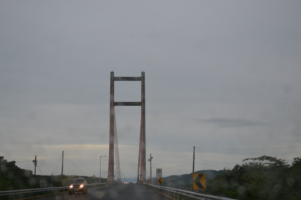 Foto: PUENTE LA AMISTAD - Nicoya (Guanacaste), Costa Rica