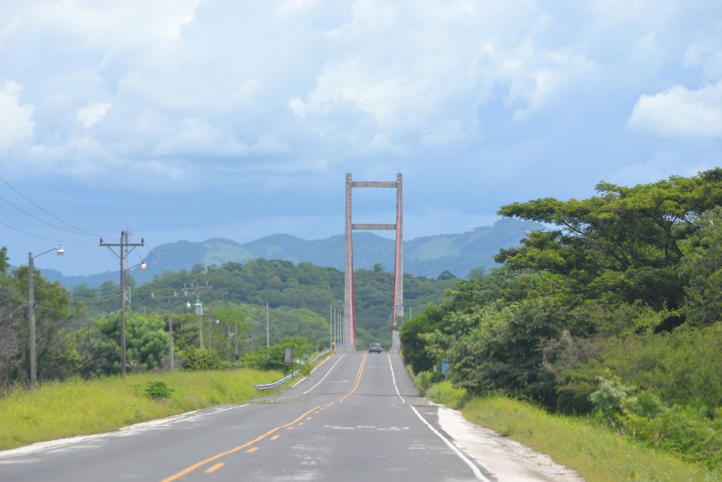Foto: Puente la amistad - Nicoya (Guanacaste), Costa Rica