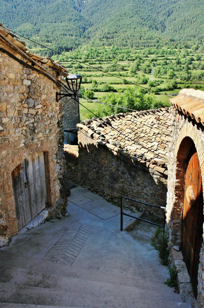 Foto: Vista del pueblo - Tuixent (Lleida), España