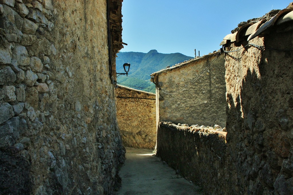 Foto: Vista del pueblo - Tuixent (Lleida), España