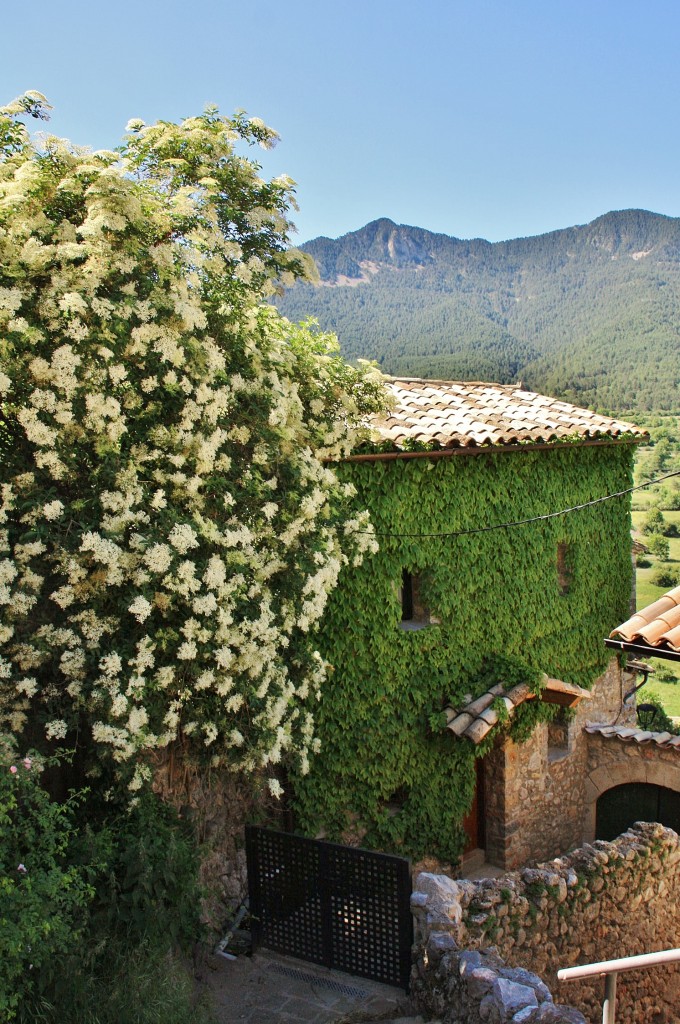 Foto: Vista del pueblo - Tuixent (Lleida), España