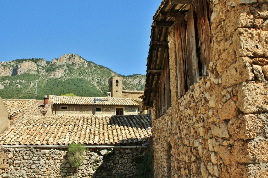 Foto: Vista del pueblo - Tuixent (Lleida), España
