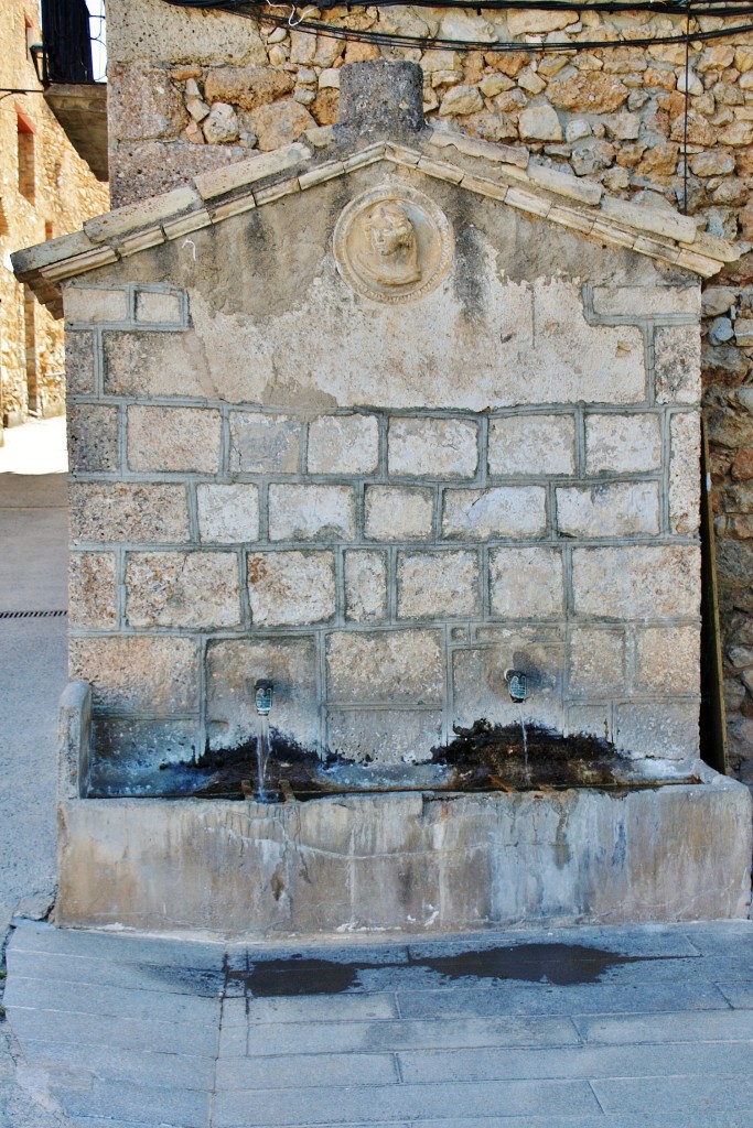 Foto: Fuente - Tuixent (Lleida), España