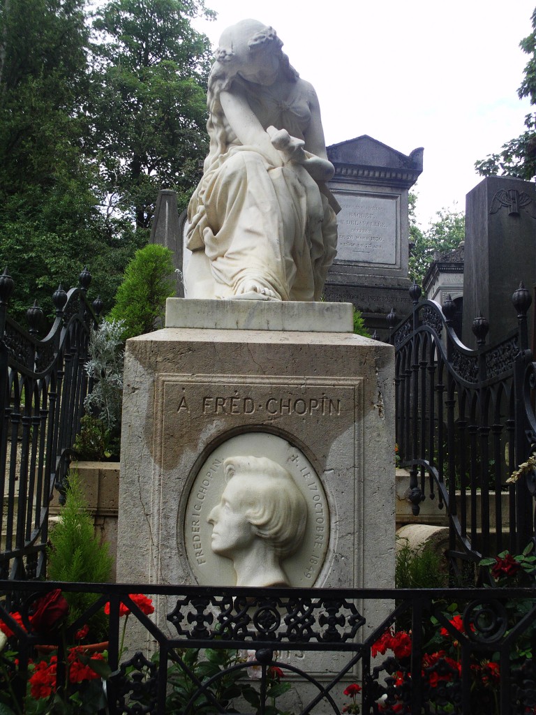 Foto: TUMBA DE CHOPIN.-CEMENTERIO PERE LACHAISE - Paris, Francia
