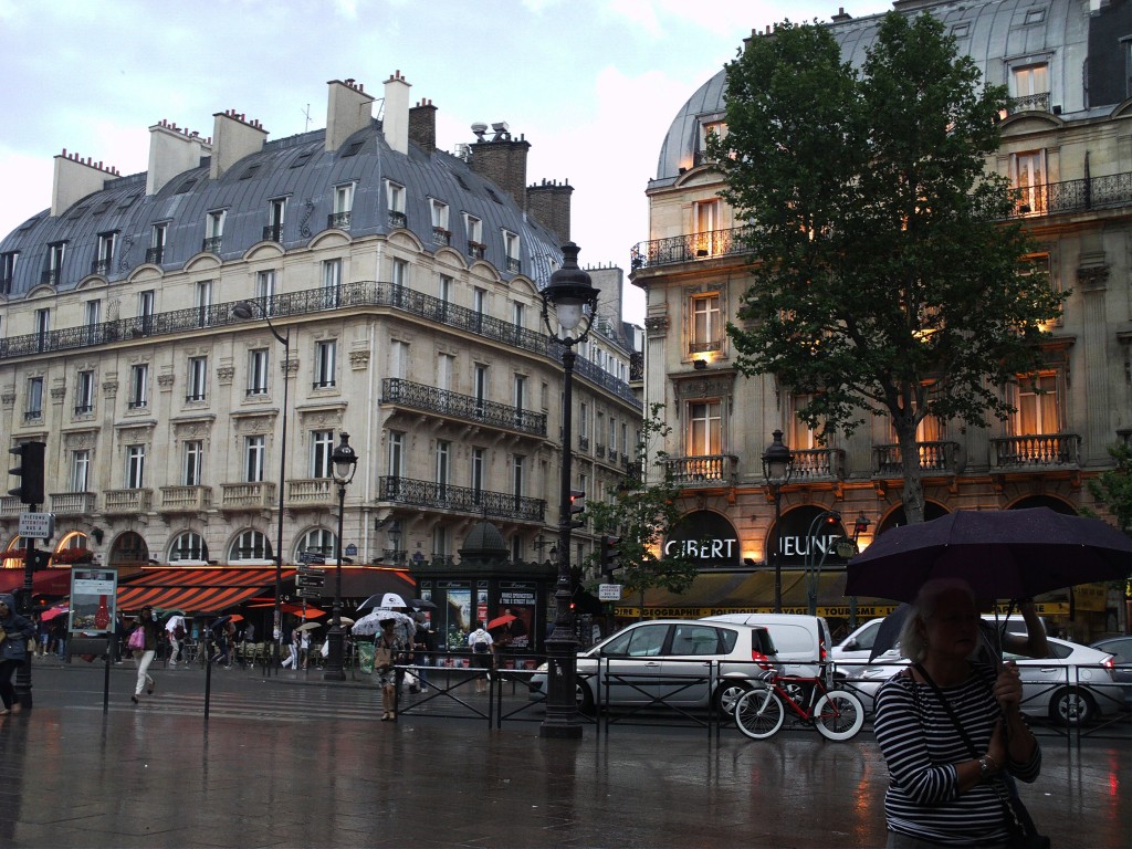 Foto: PLAZA DE SAINT MICHEL - Paris, Francia