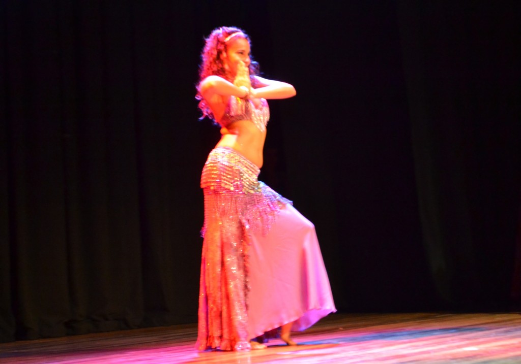 Foto: PRESENTACION DE DANZA DEL VIENTRE - Alajuela, Costa Rica