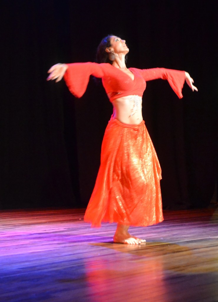 Foto: PRESENTACION DE DANZA DEL VIENTRE - Alajuela, Costa Rica