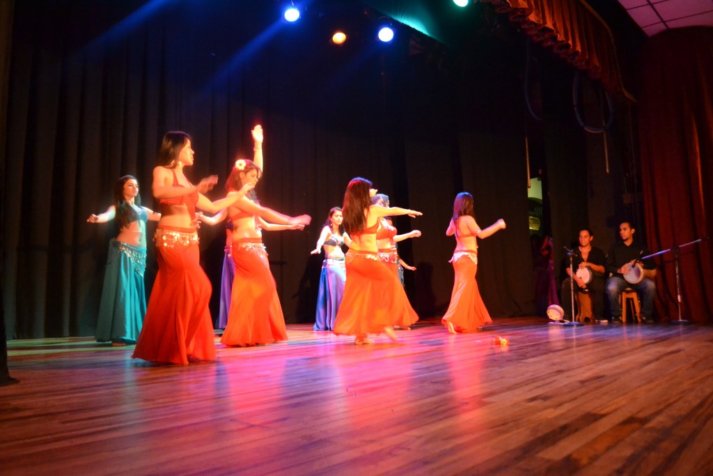 Foto: PRESENTACION DE DANZA DEL VIENTRE - Alajuela, Costa Rica