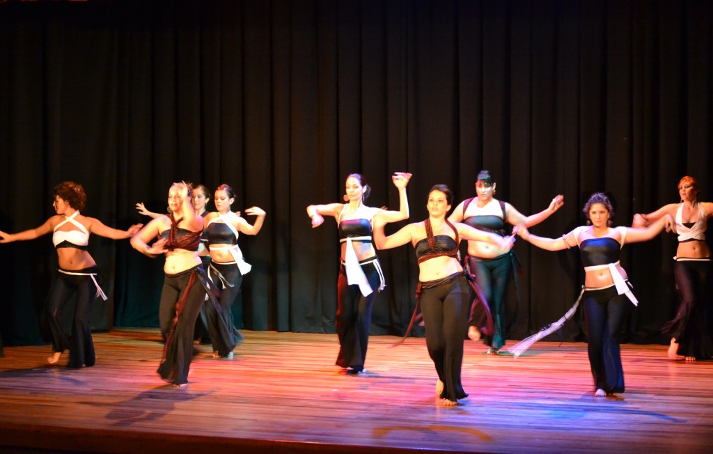 Foto: PRESENTACION DE DANZA DEL VIENTRE - Alajuela, Costa Rica