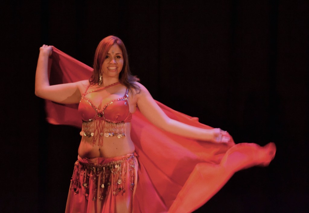 Foto: PRESENTACION DE DANZA DEL VIENTRE - Alajuela, Costa Rica