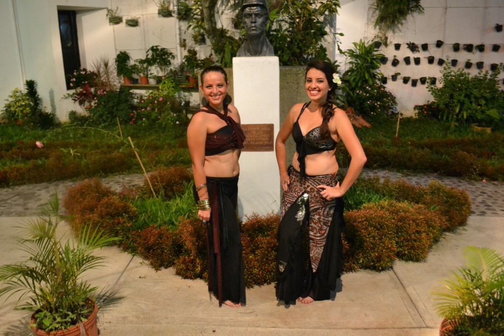 Foto: PRESENTACIÓN DE DANZA DEL VIENTRE - Alajuela, Costa Rica