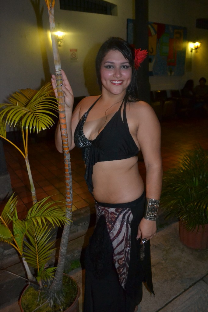 Foto: PRESENTACION DE DANZA DEL VIENTRE - Alajuela, Costa Rica