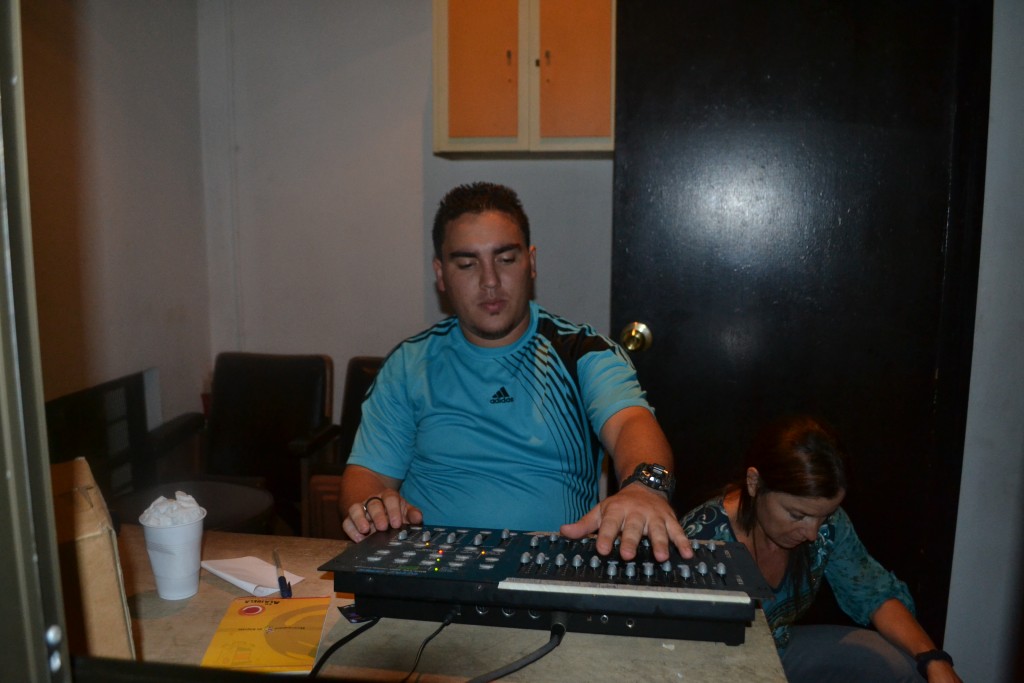 Foto: PRESENTADOR, DANZA DEL VIENTRE - Alajuela, Costa Rica