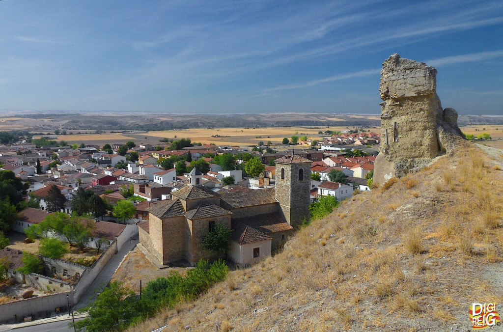Foto: Panorámica parcial de la Villa desde la loma del castillo. - Fuentidueña del Tajo (Madrid), España
