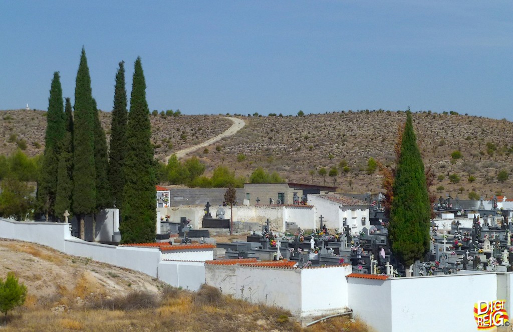 Foto: Cementerio desde la loma del Castillo - Fuentidueña del Tajo (Madrid), España