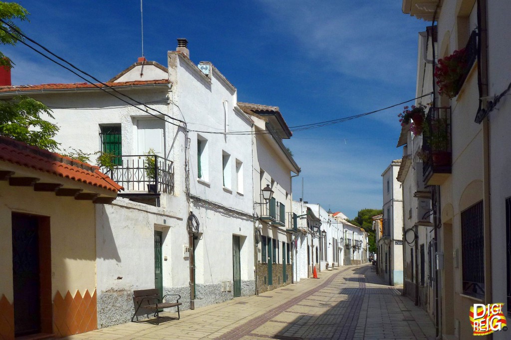 Foto: La calle Mayor. - Fuentidueña del Tajo (Madrid), España