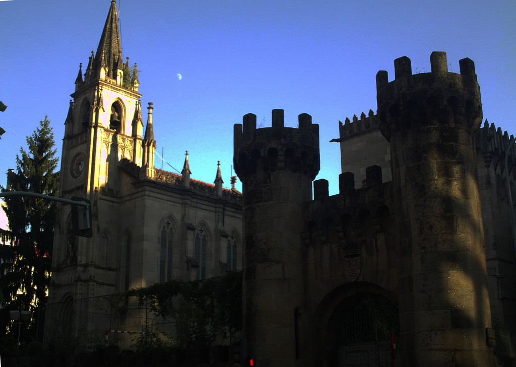 Foto: COLEGIO SAN ANGEL - Orense (Ourense), España