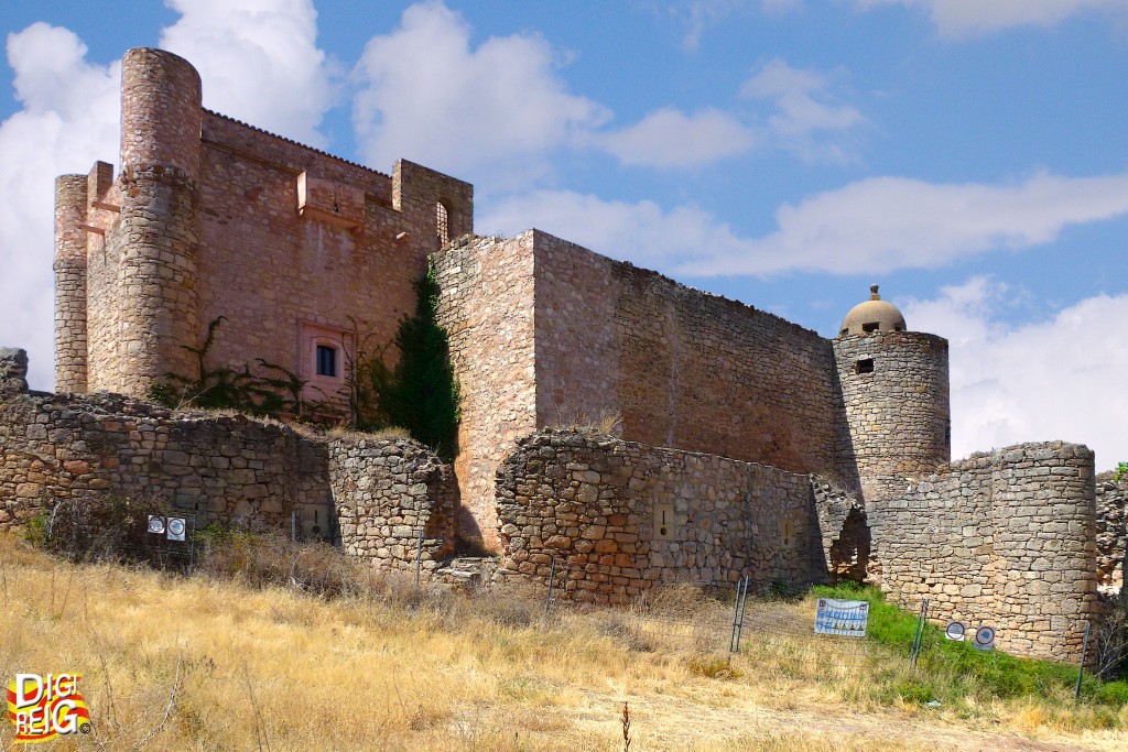 Foto: Castillo. - Palazuelos (Guadalajara), España