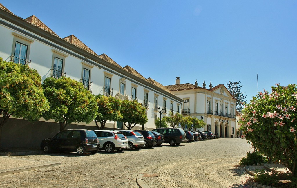 Foto: Largo da Sé - Faro, Portugal