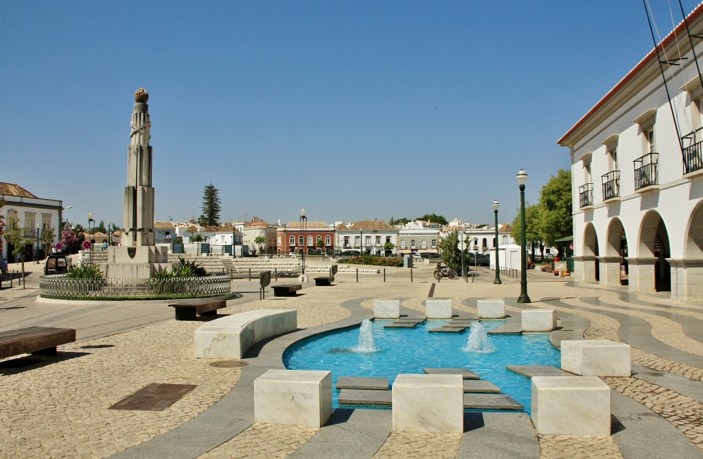 Foto: Centro histórico - Tavira (Faro), Portugal