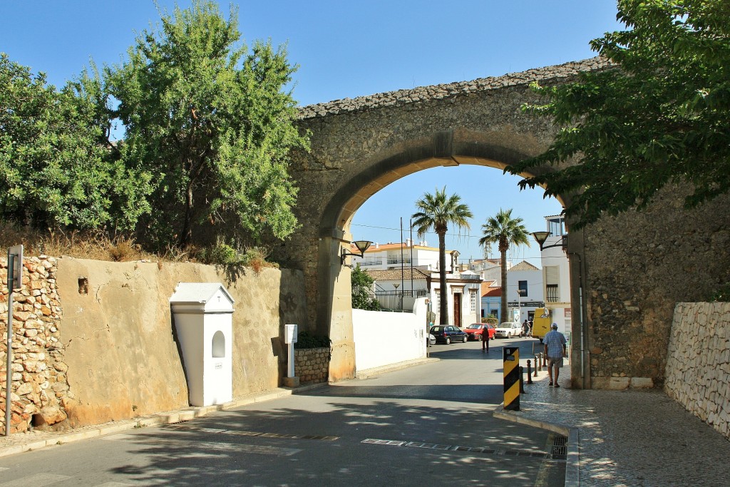 Foto: Puerta de la muralla - Lagos (Faro), Portugal