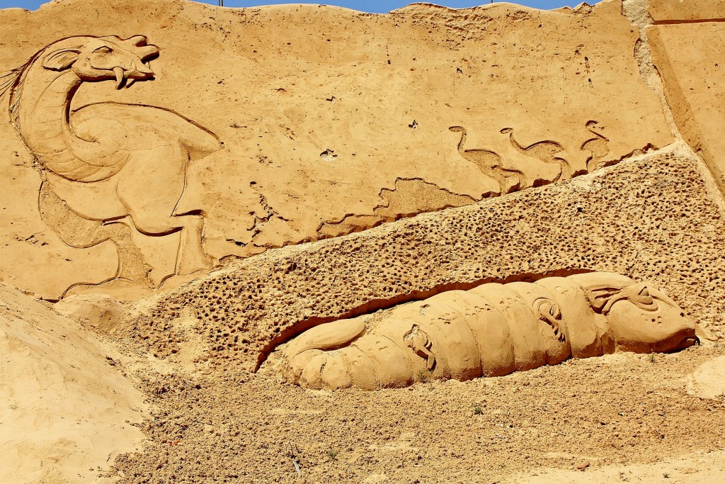 Foto: Figuras de arena - Pêra (Faro), Portugal