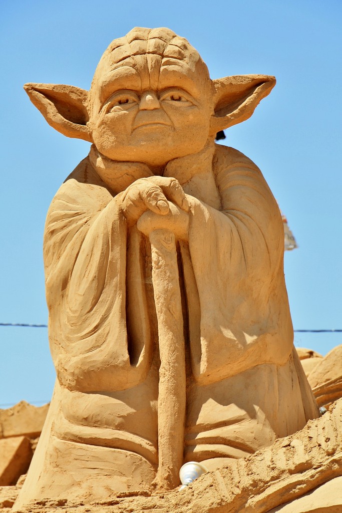 Foto: Figuras de arena - Pêra (Faro), Portugal