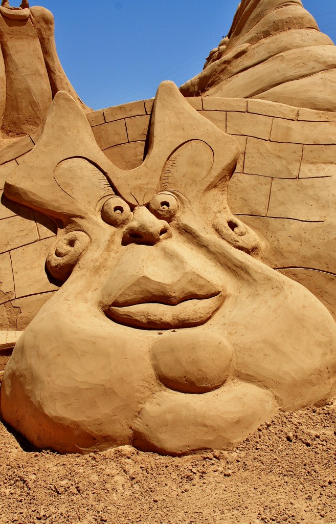 Foto: Figuras de arena - Pêra (Faro), Portugal