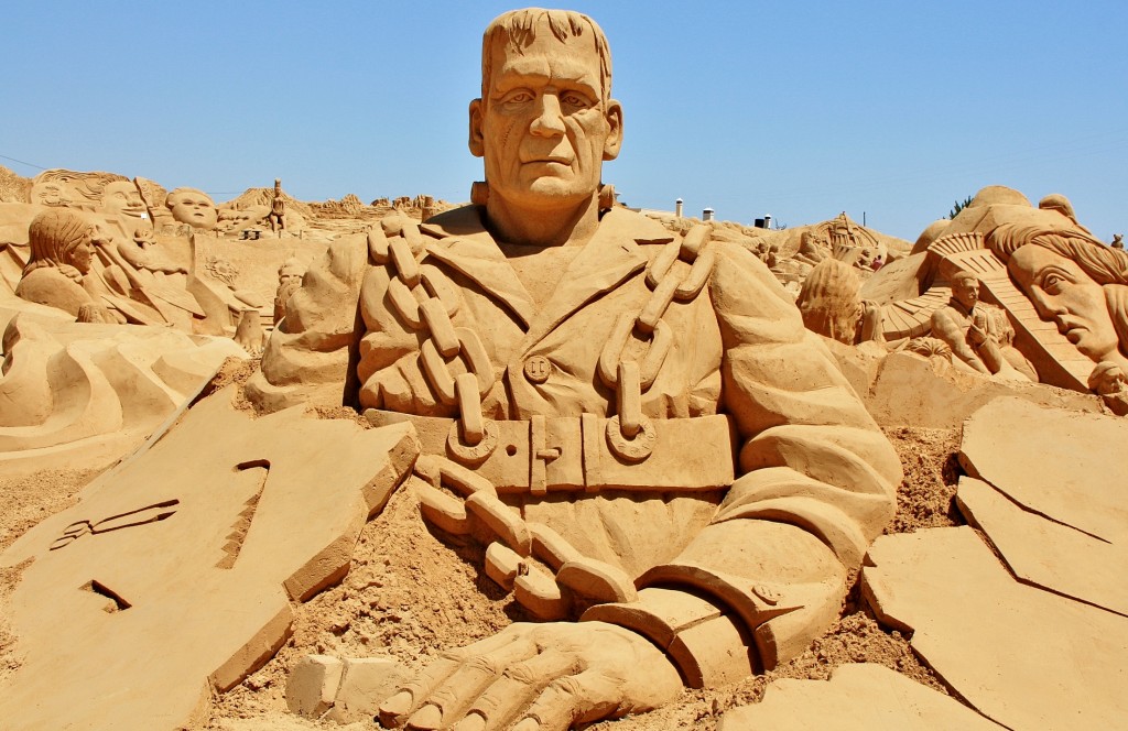 Foto: Figuras de arena - Pêra (Faro), Portugal