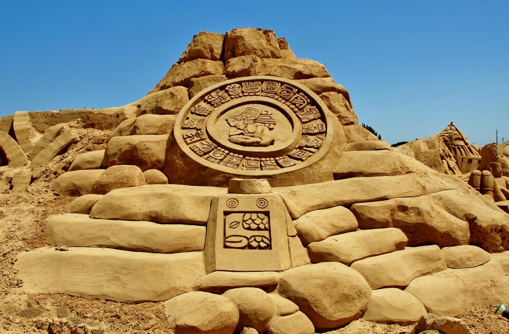 Foto: Figuras de arena - Pêra (Faro), Portugal