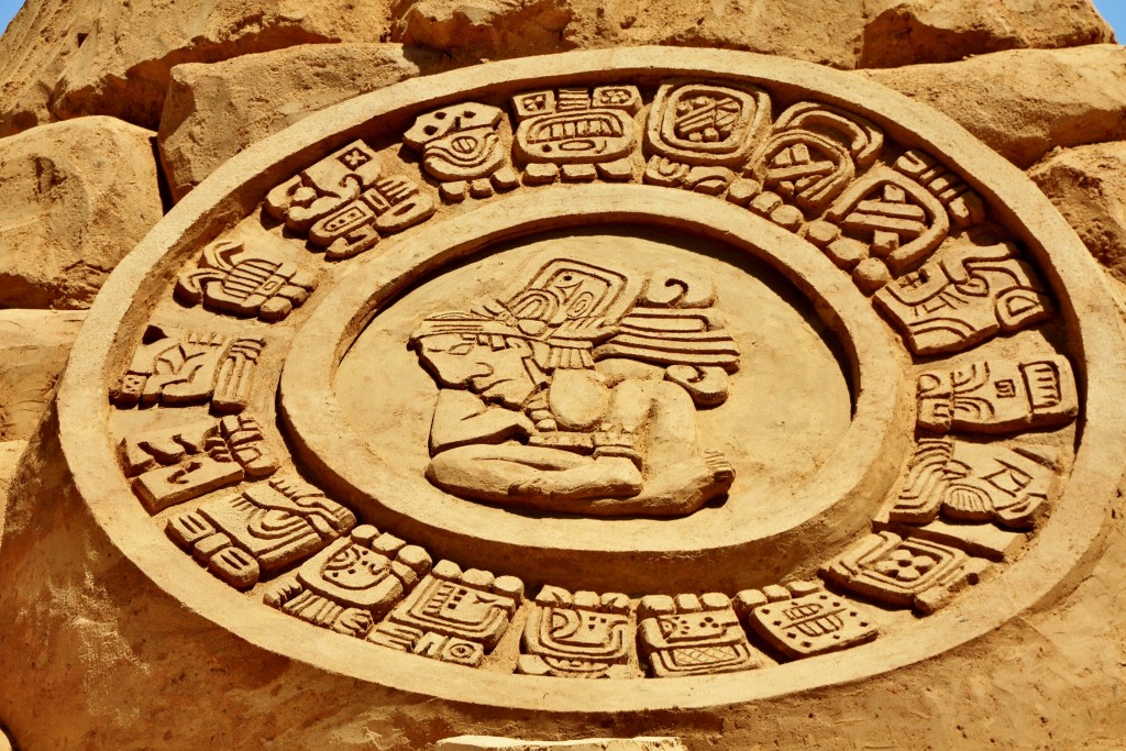 Foto: Figuras de arena - Pêra (Faro), Portugal