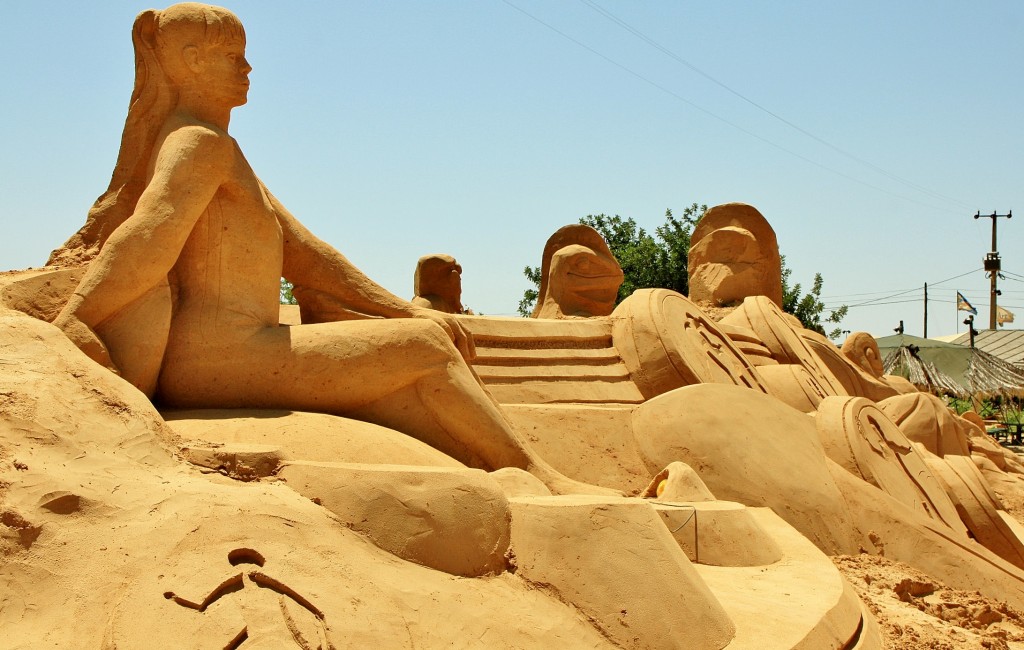 Foto: Figuras de arena - Pêra (Faro), Portugal
