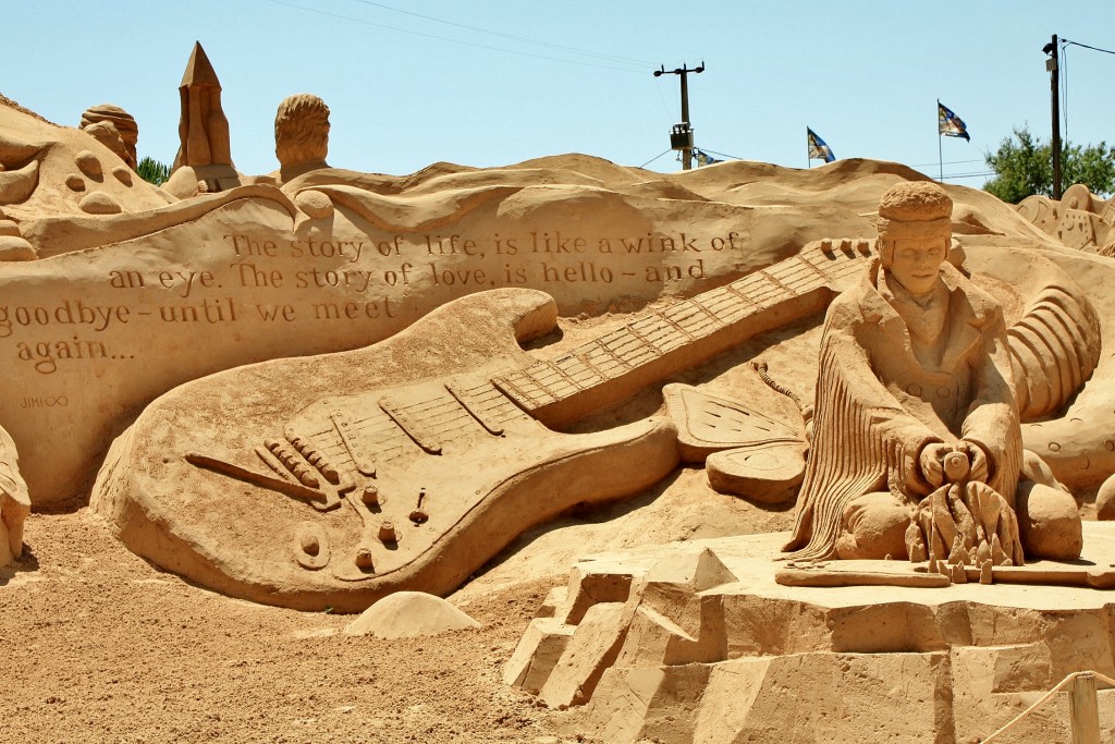 Foto: Figuras de arena - Pêra (Faro), Portugal