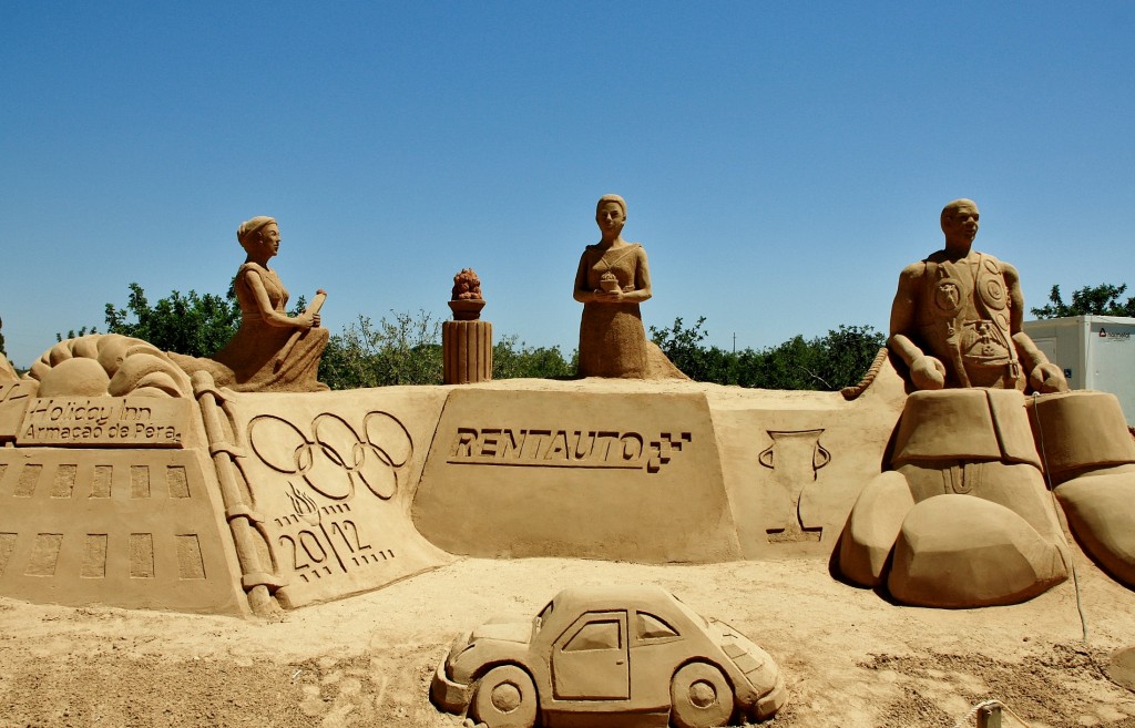 Foto: Figuras de arena - Pêra (Faro), Portugal