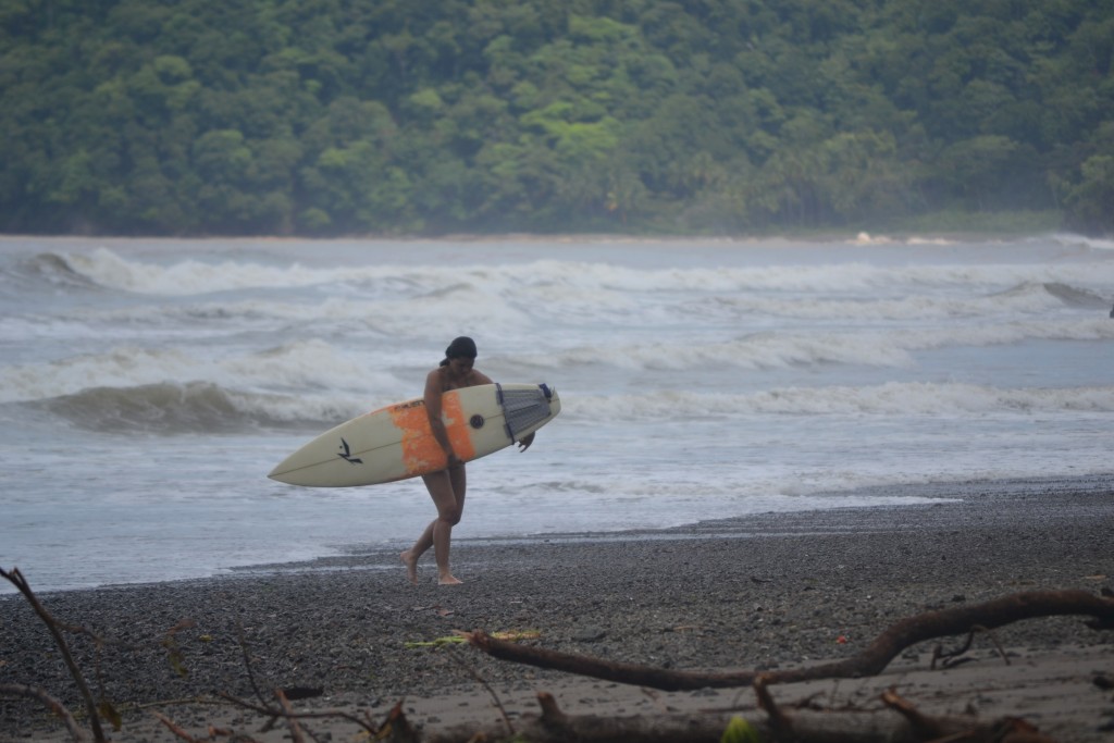 Foto: Surfeando en Jacob - Jacob (Puntarenas), Costa Rica