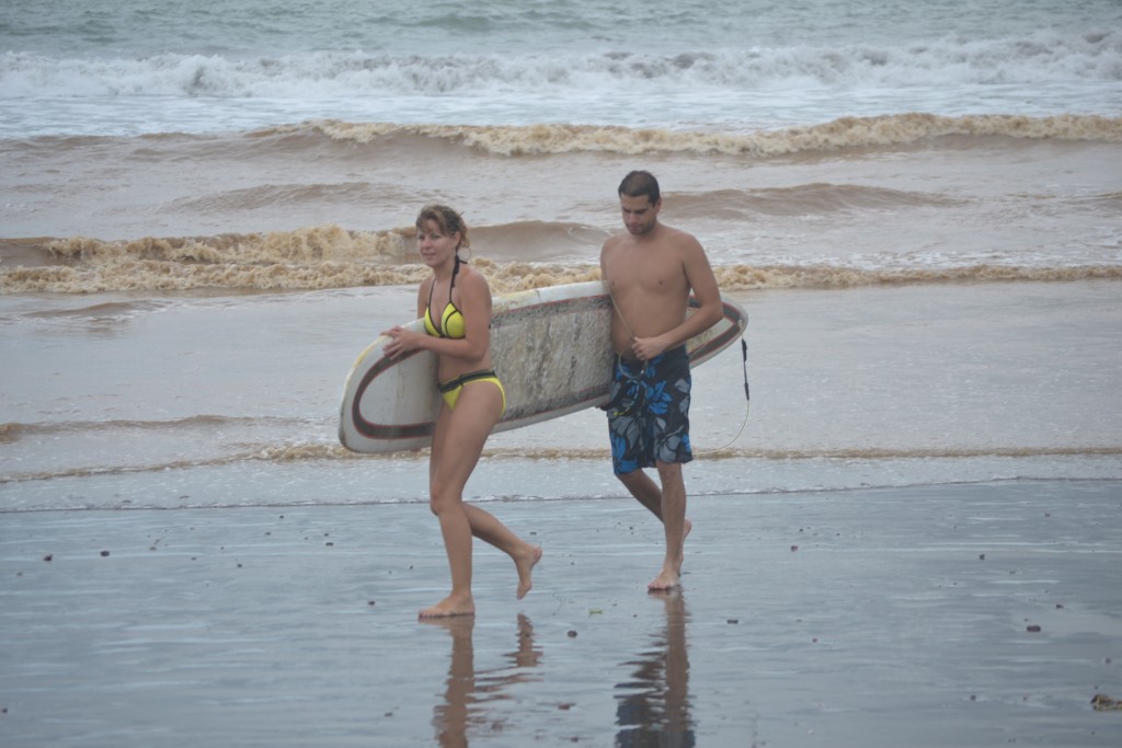 Foto: Surfeando en Jacob - Jacob (Puntarenas), Costa Rica