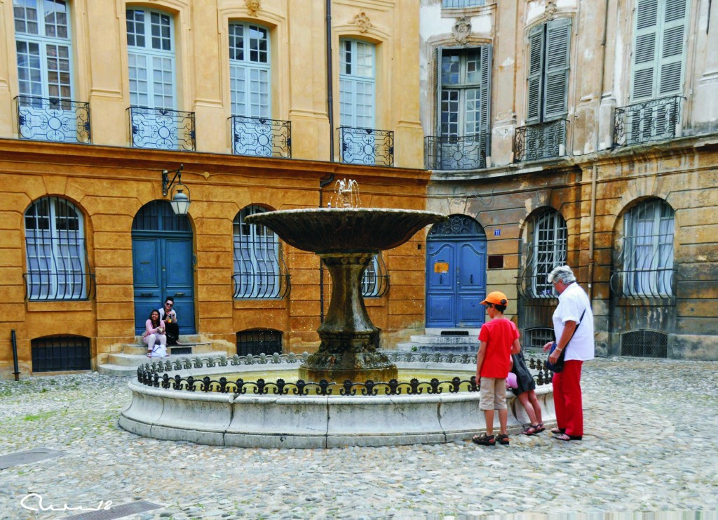 Foto: Fuente Plz, Espariat - Aix en Provence, Francia