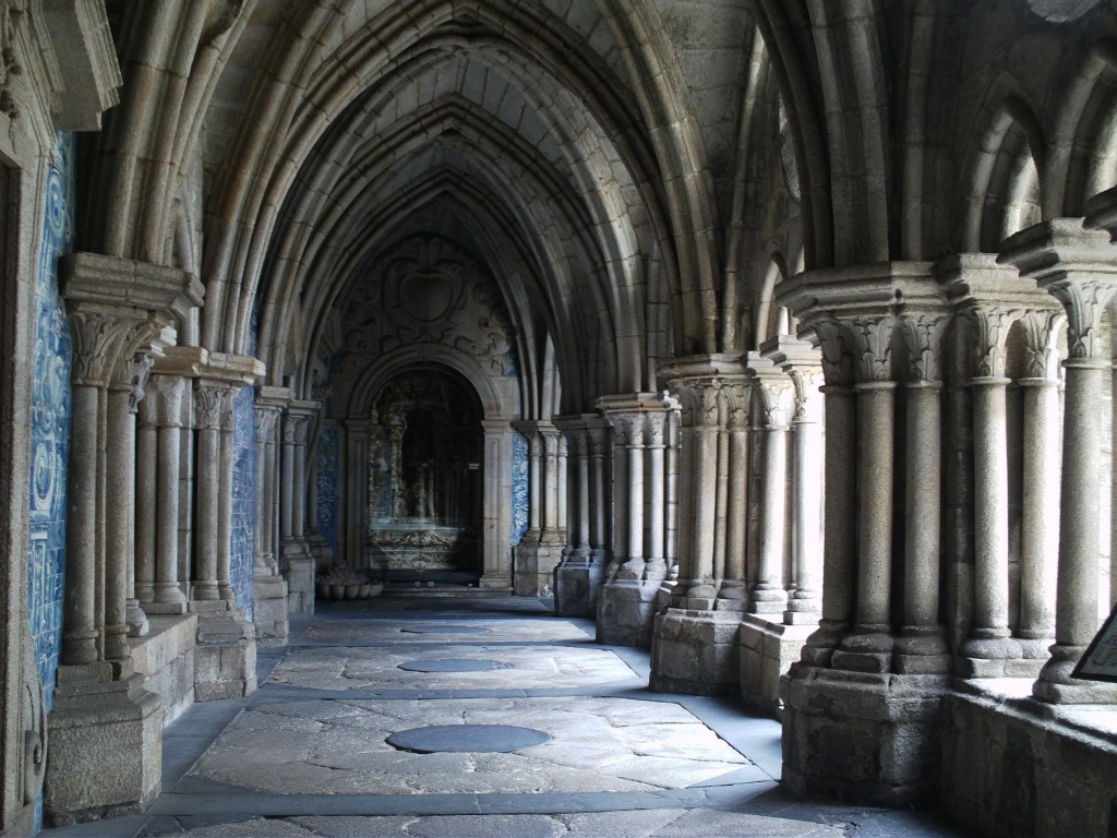 Foto: CLAUSTRO DE LA CATEDRAL - Porto, Portugal