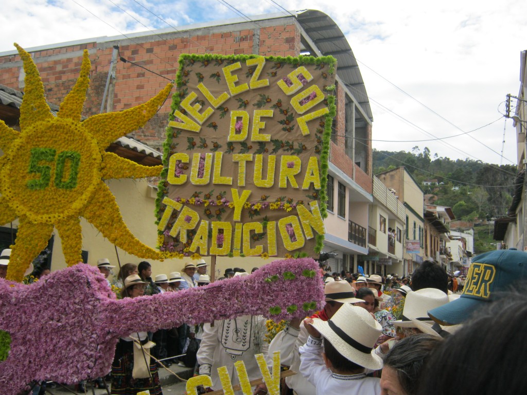 Foto: Desfile de las flores 06/08/2012 - Vélez Santander (Santander), Colombia