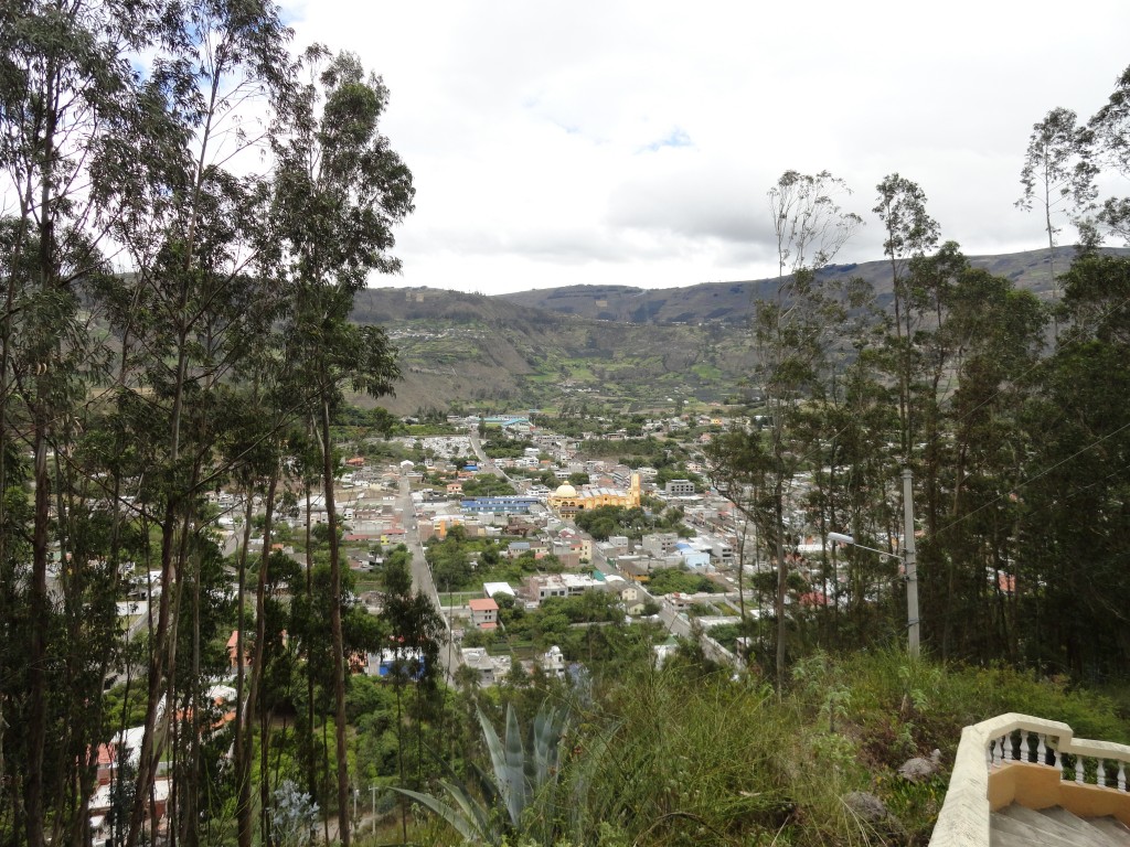 Foto: vista a Patate desde la escalinata - Patate (Tungurahua), Ecuador