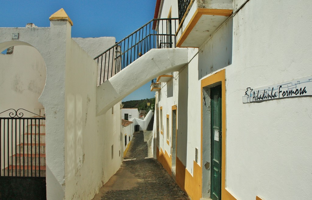 Foto: Centro histórico - Mértola (Beja), Portugal