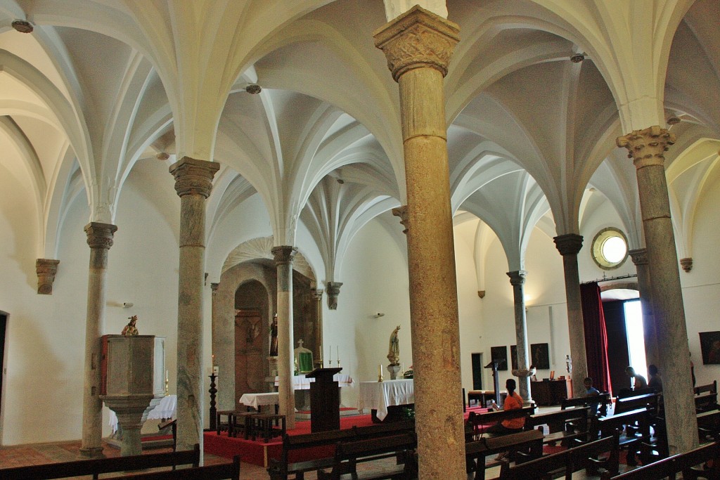 Foto: Iglesia Matriz, antigua mezquita - Mértola (Beja), Portugal
