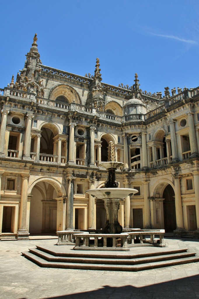 Foto: Claustro de D. Juan III del convento de Cristo - Tomar (Santarém), Portugal
