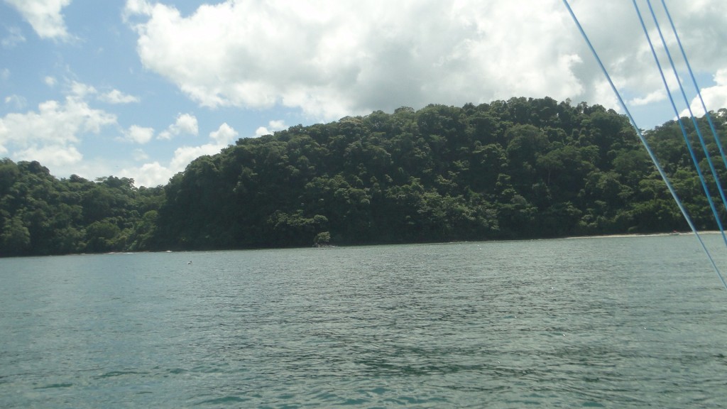 Foto de Playa Herradura,  Pacifico Centro de Costa Rica (Puntarenas), Costa Rica