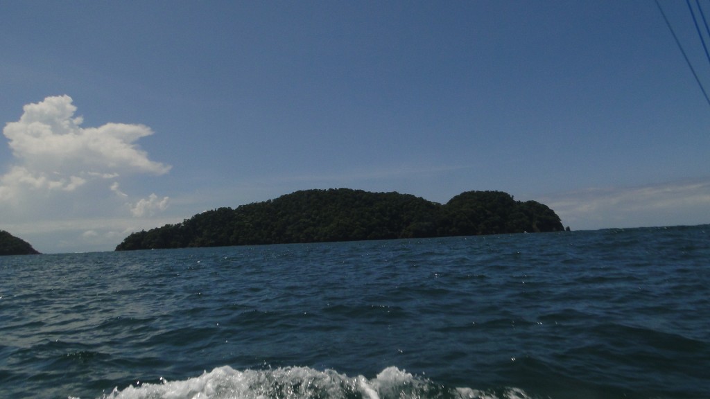 Foto de Playa Herradura,  Pacifico Centro de Costa Rica (Puntarenas), Costa Rica