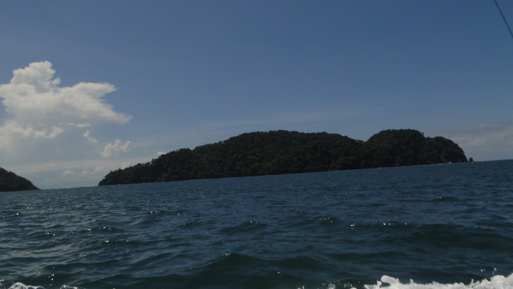 Foto de Playa Herradura,  Pacifico Centro de Costa Rica (Puntarenas), Costa Rica