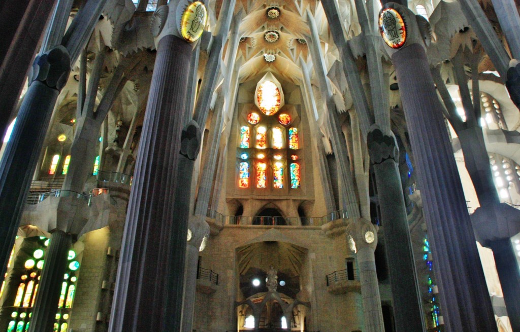 Foto: Interior de la Sagrada Familia - Barcelona (Cataluña), España